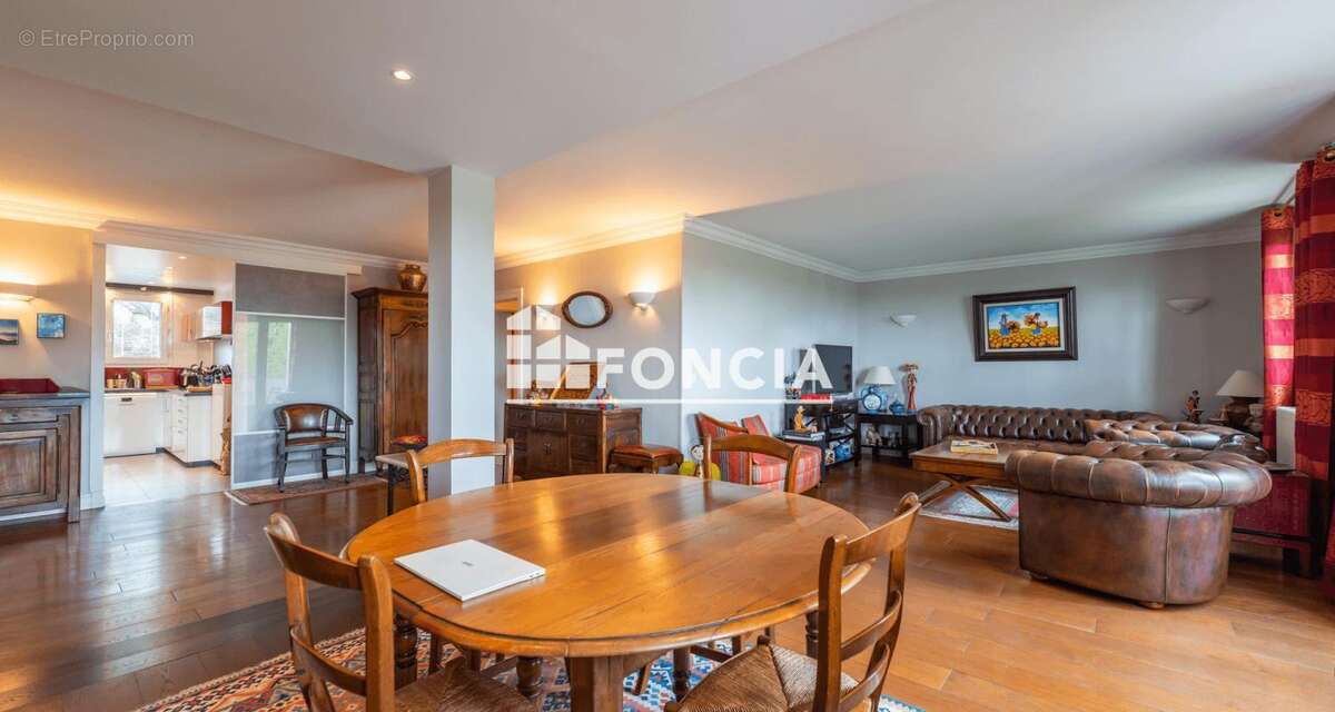 Appartement à CHATENAY-MALABRY