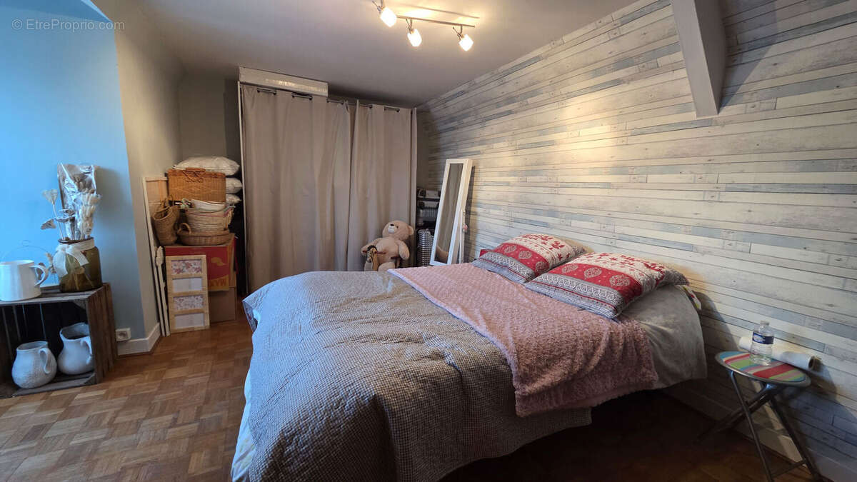 Maison à AVESNES-LES-AUBERT