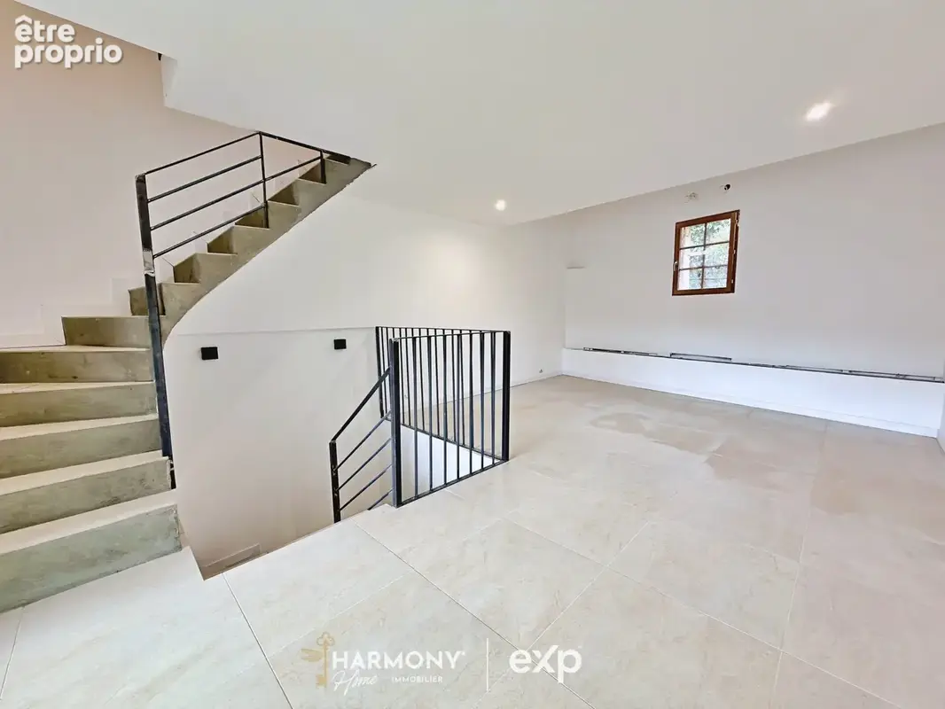 Maison 105 m² à Jouques  - photo 2