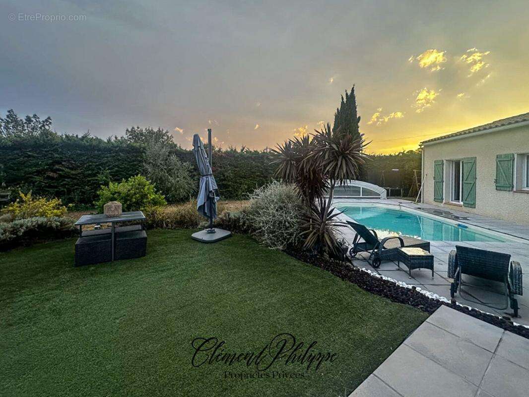 Maison à VILLEMOUSTAUSSOU