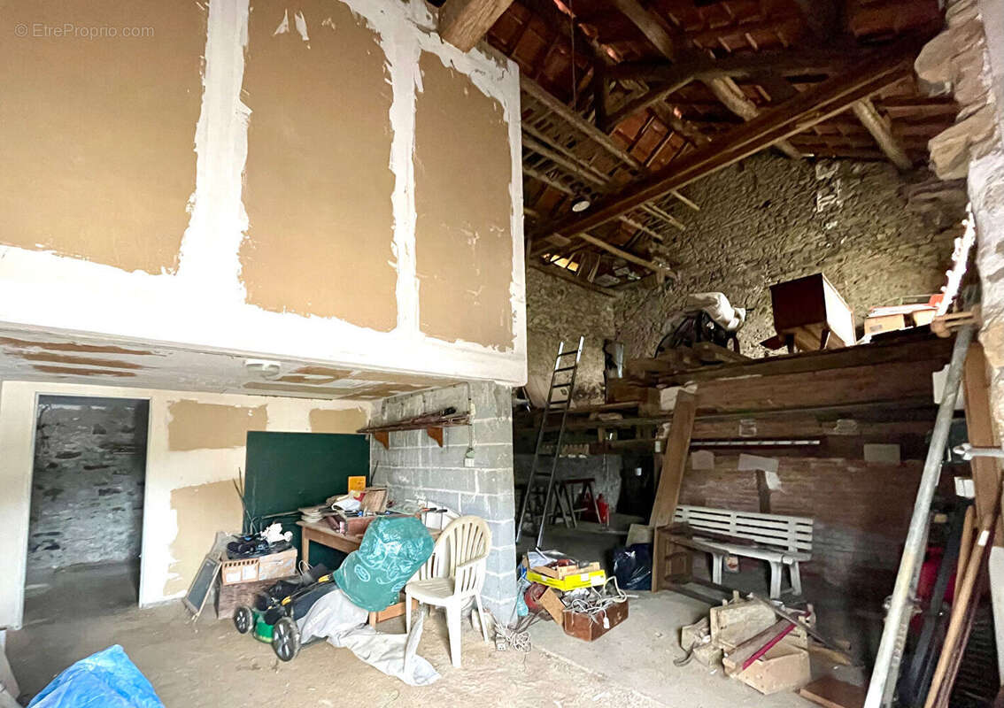Maison à SAINT-MARTIN-SAINTE-CATHERINE