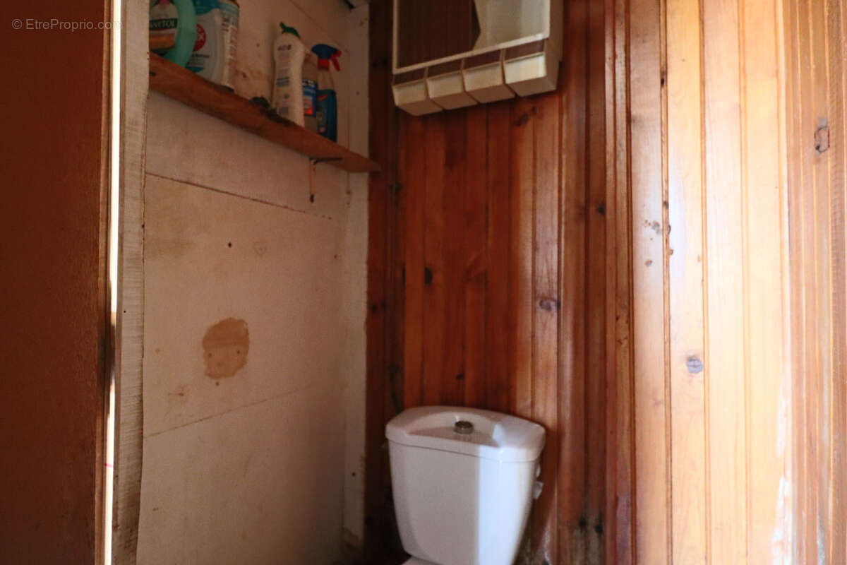 Maison à SAINT-SAUVES-D&#039;AUVERGNE