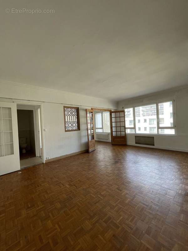 Appartement à CLICHY