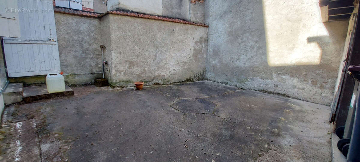 Maison à CHATEAUMEILLANT
