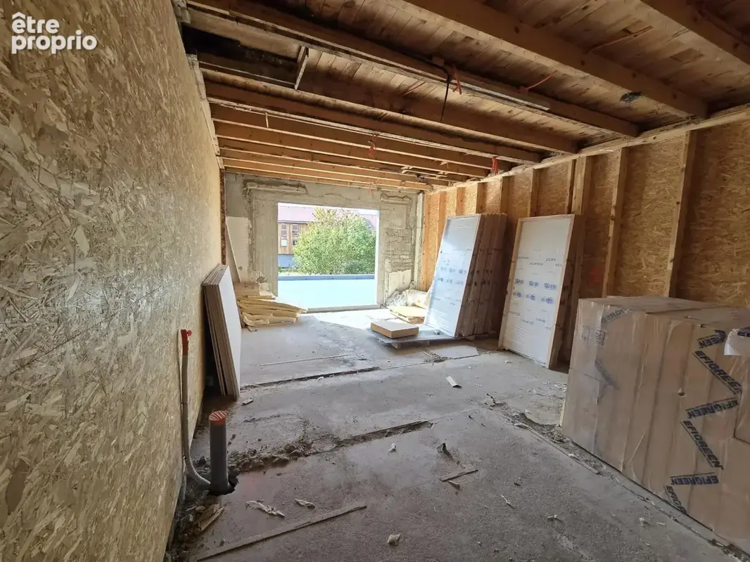 Vinzier centre – t3 duplex à aménager avec terrasse de 27 m² - photo 3