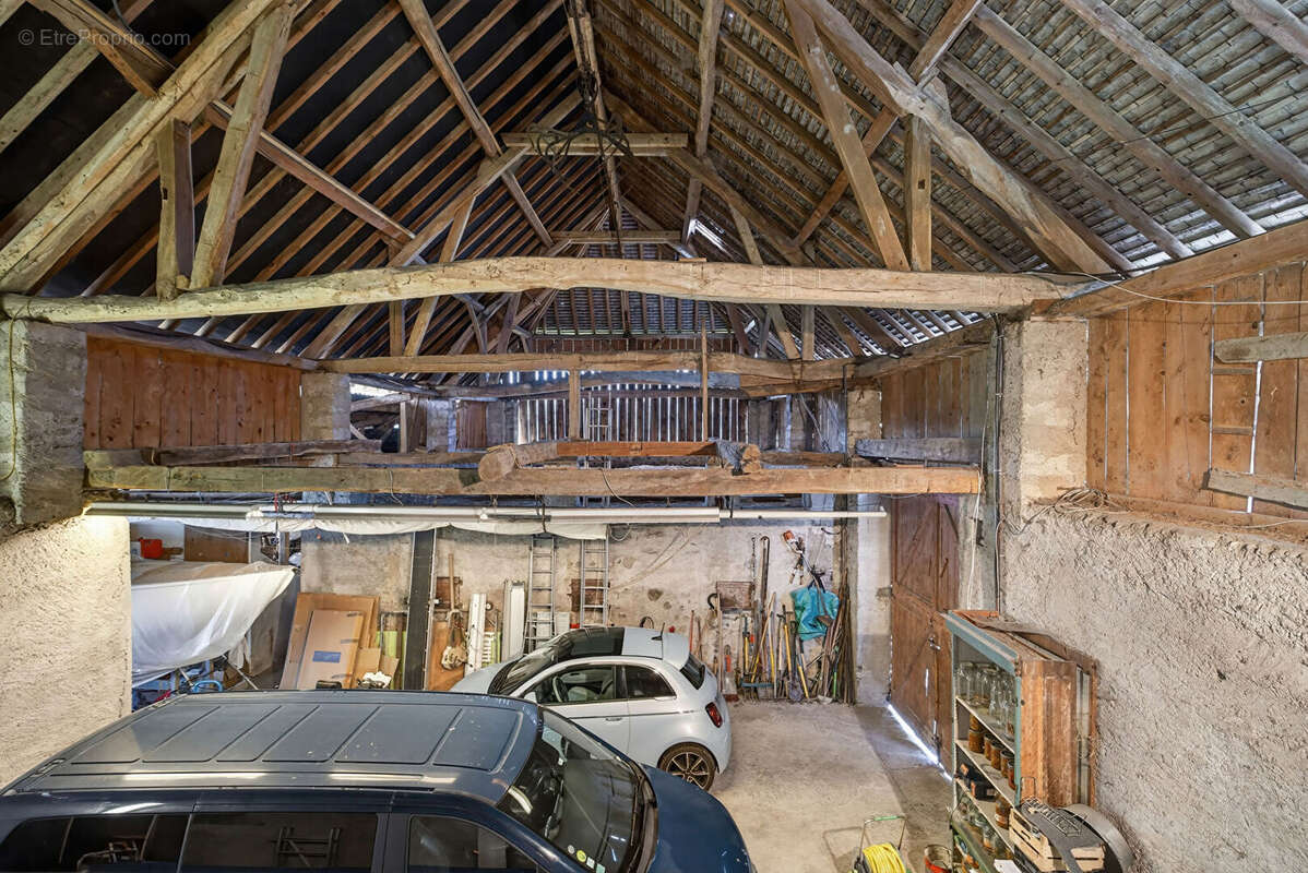 Maison à MARIGNY-SAINT-MARCEL