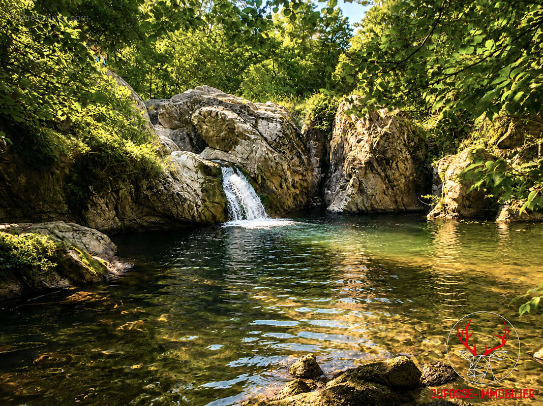 Ardèche - Vente à terme LIBRE - Maison ancienne à rénover 140 m² - photo 15