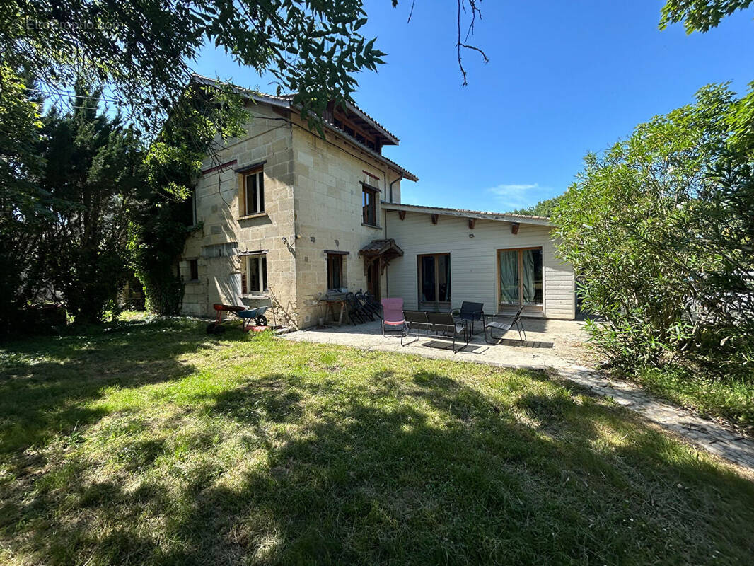 Maison à SAINT-LOUBES
