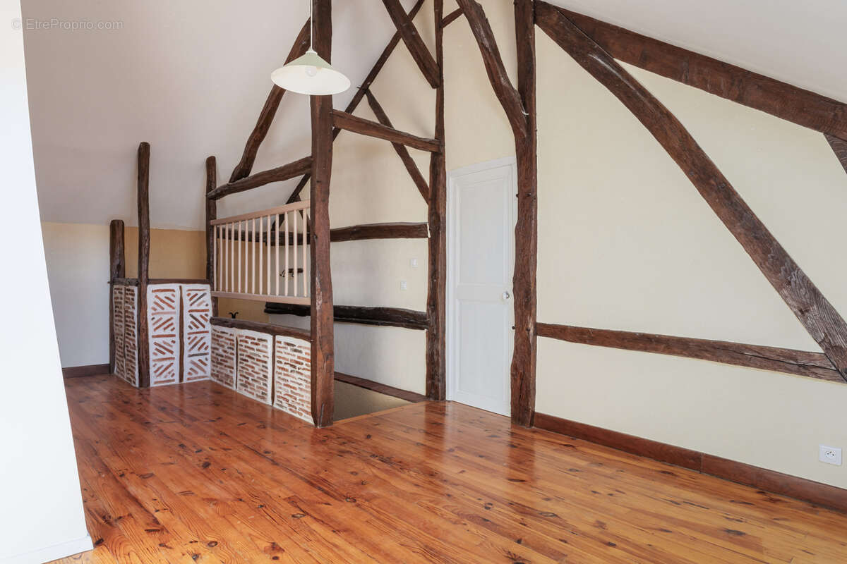 Maison à COSNE-COURS-SUR-LOIRE