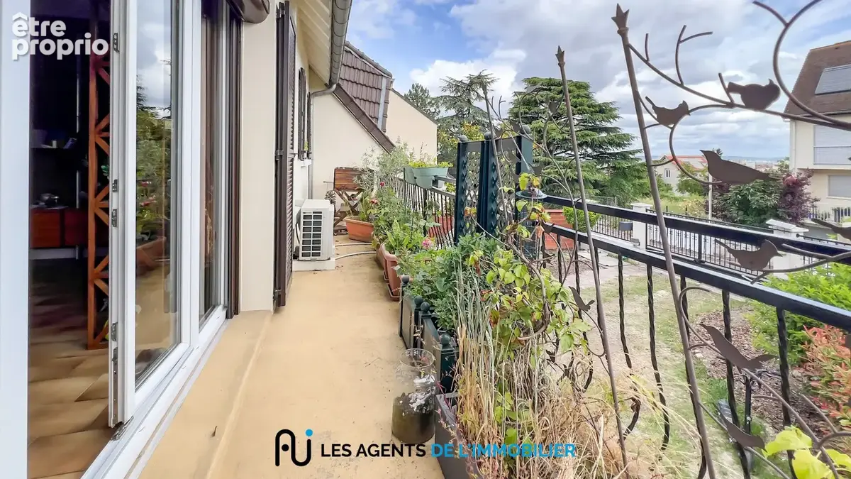 Maison à fort potentiel Nanterre 5 pièces 115 m² - photo 17
