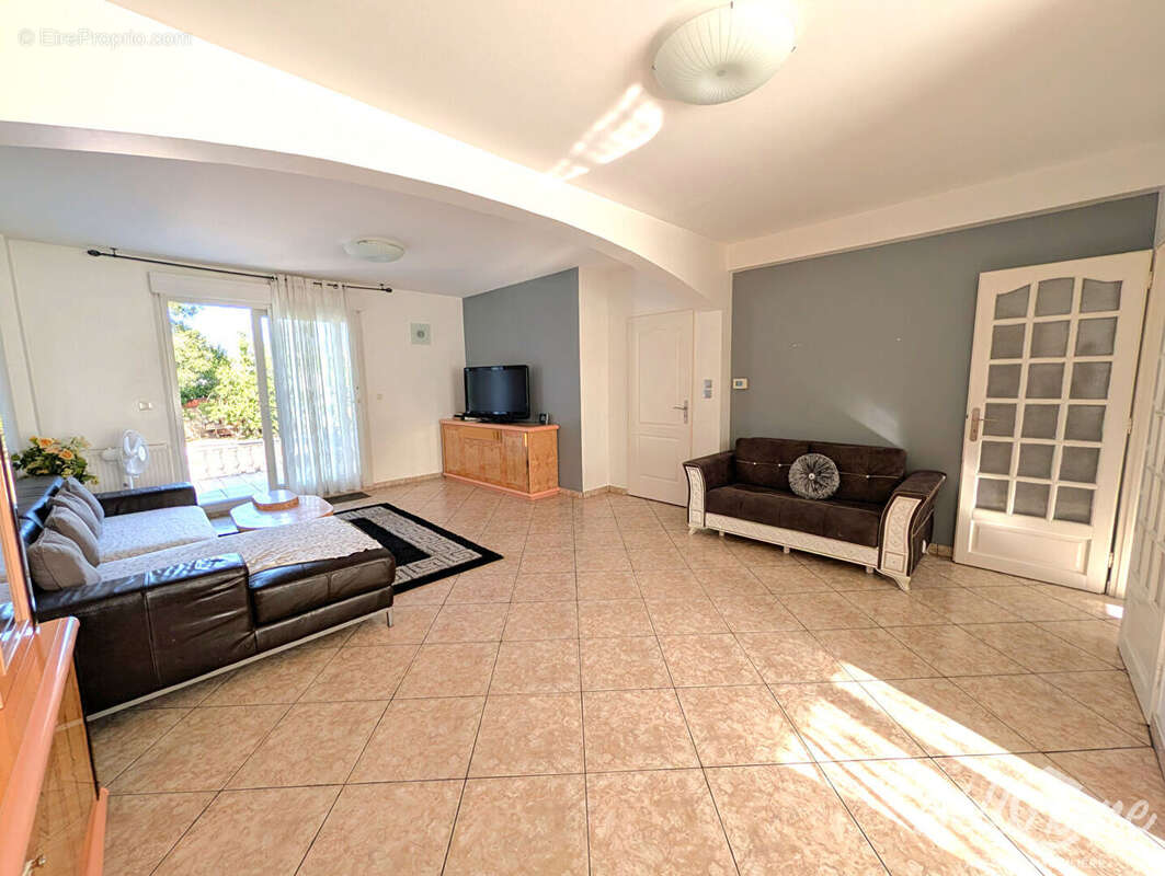 Maison Saint Ouen L Aumone - Maison individuelle 163m² - photo 5