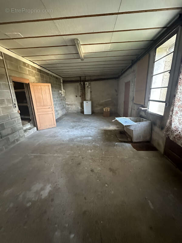 Maison à SAINT-REMY-SUR-DUROLLE