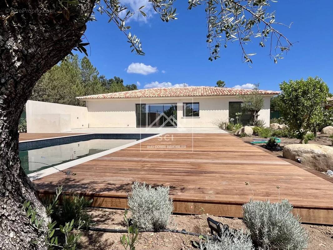 Maison à PORTO-VECCHIO