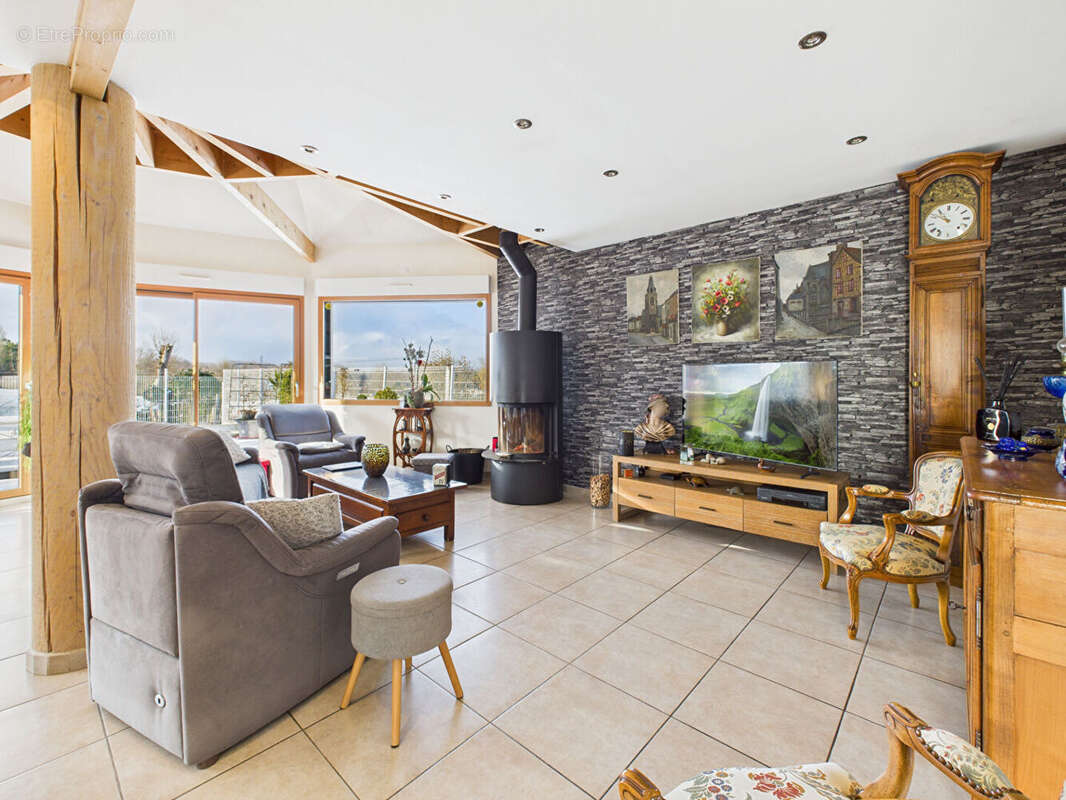 Maison à DREUIL-LES-AMIENS