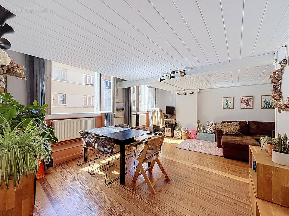 Appartement à LYON-4E