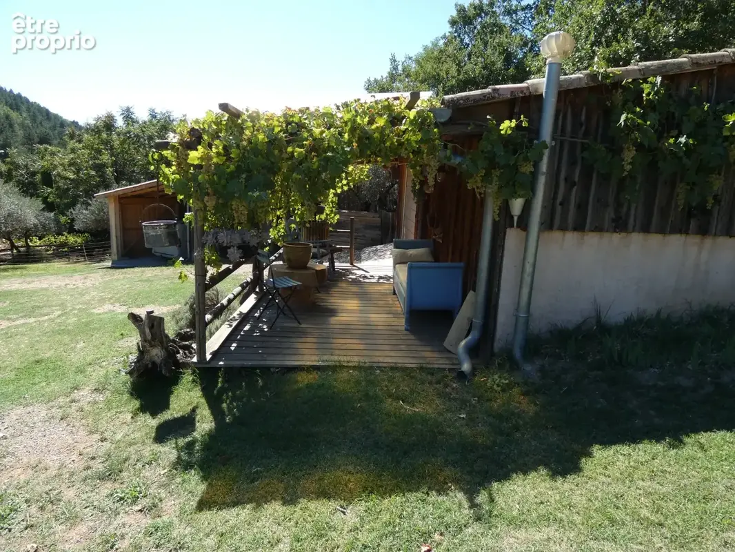 Volonne – propriété d’exception 3,5 ha – 3 habitations – piscine chauffée – vue montagnes - photo 17