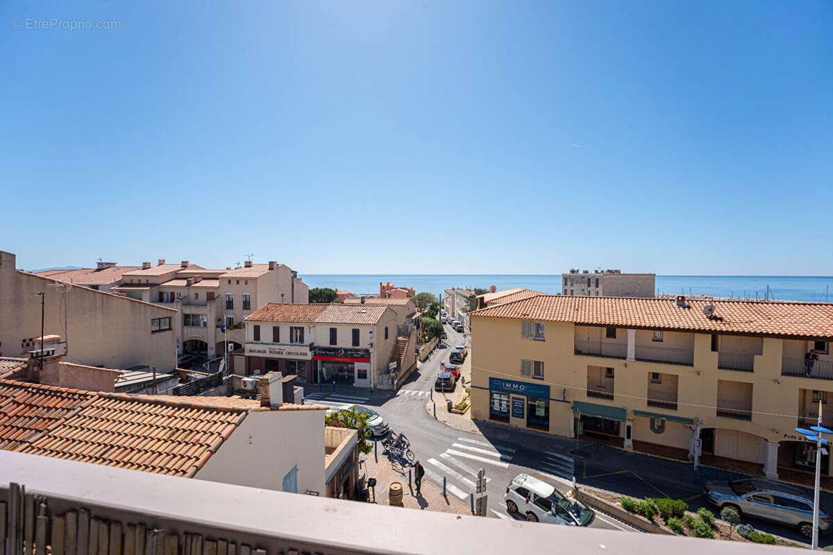 Appartement à SAUSSET-LES-PINS