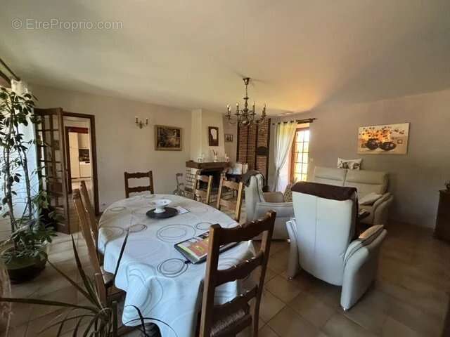 Maison à MONTESQUIEU-AVANTES