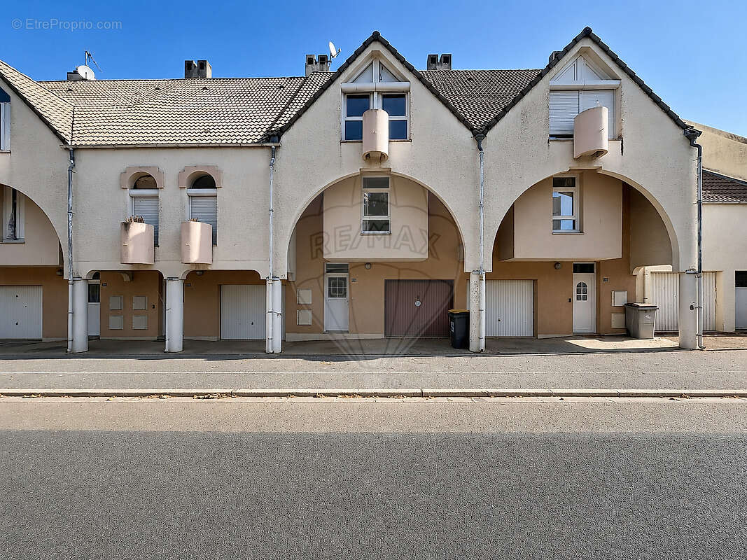 Maison 5 chambre(s) à vendre - photo 2
