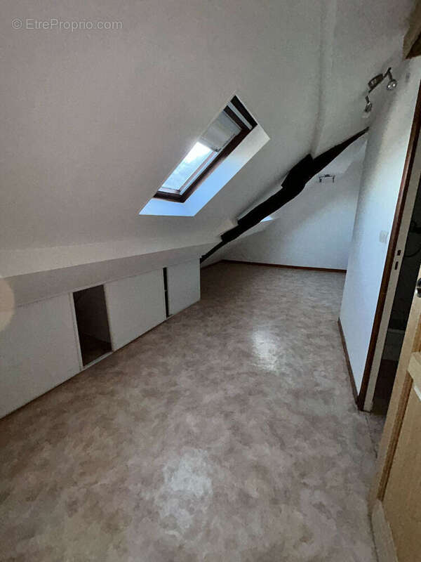 Appartement à FONTENAY-EN-PARISIS