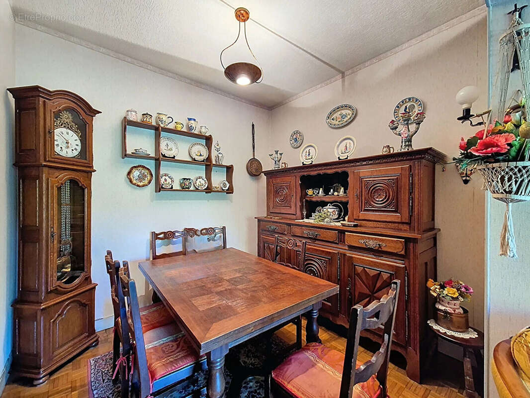 Maison à L&#039;HAY-LES-ROSES