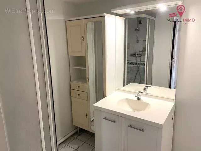 Appartement à SAINT-FONS