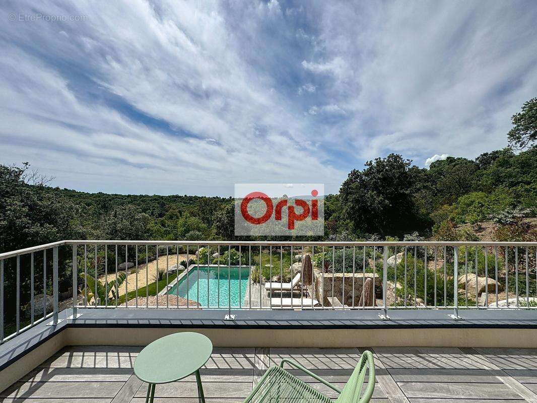 Villa contemporaine -  4 suites - Piscine proche Plages - photo 7