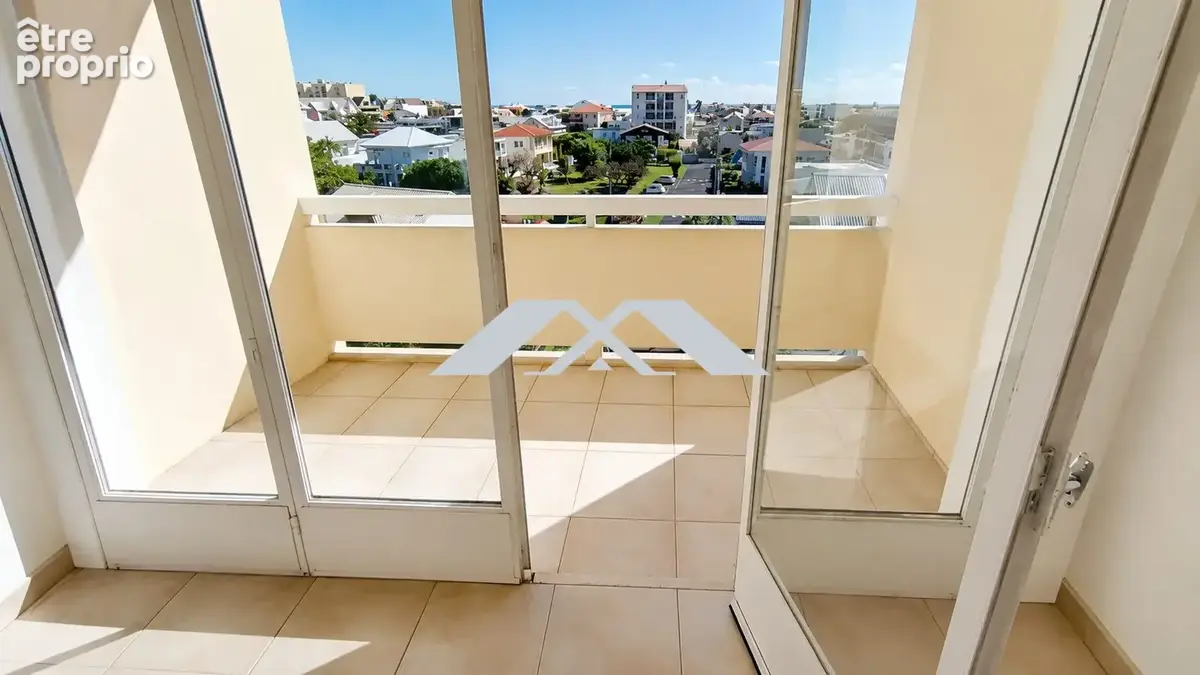 Appartement 60 m² à Saint-Denis  - photo 2