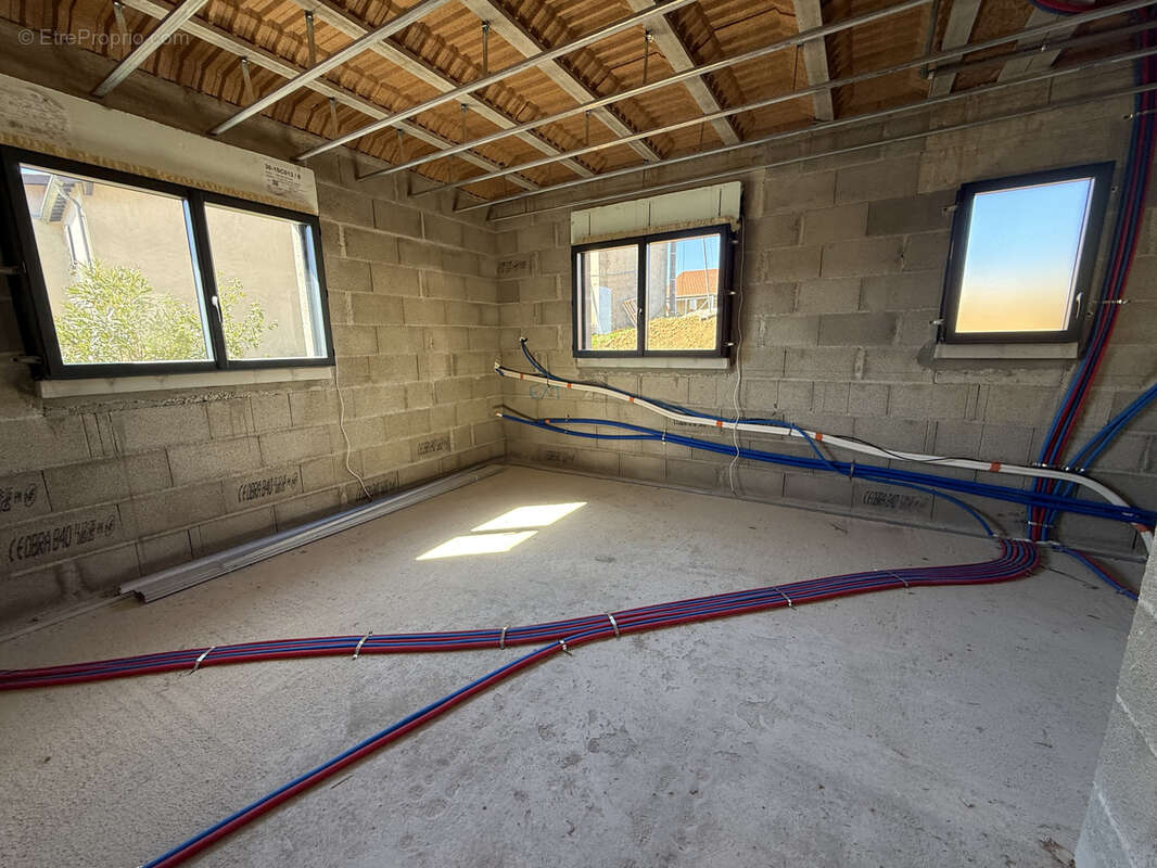 Maison à LES COTES-D'AREY