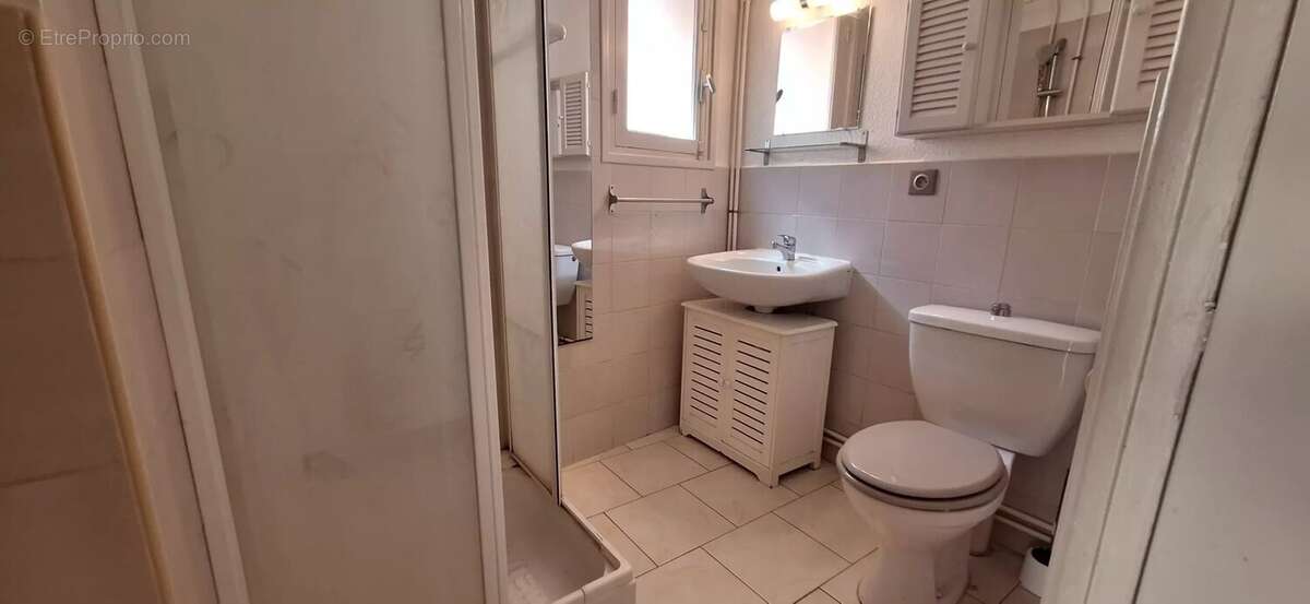 Appartement à VALLAURIS