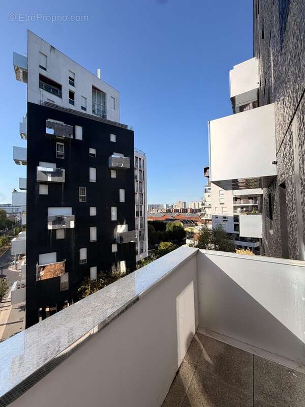 Appartement 68 m² à Ivry-Sur-Seine  - photo 2