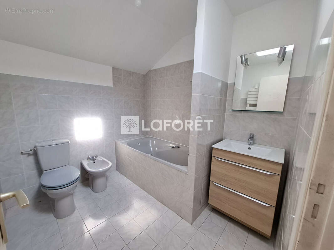 Appartement à NOISY-LE-SEC