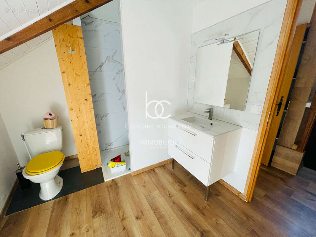 Maison à LE TOUR-DU-PARC