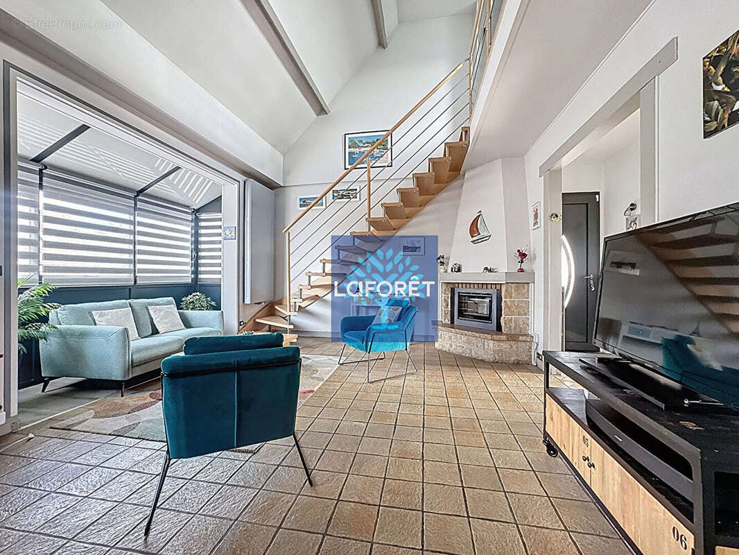 Maison à CHILLY-MAZARIN