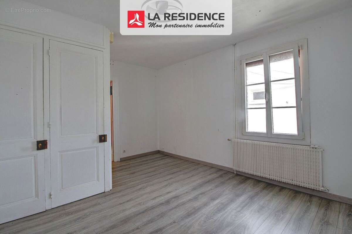 Maison 60 m² à Grand-Couronne  - photo 6