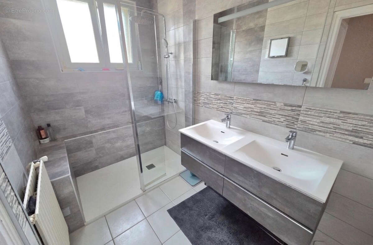 Maison  10 pièce(s) 220 m2 - photo 14