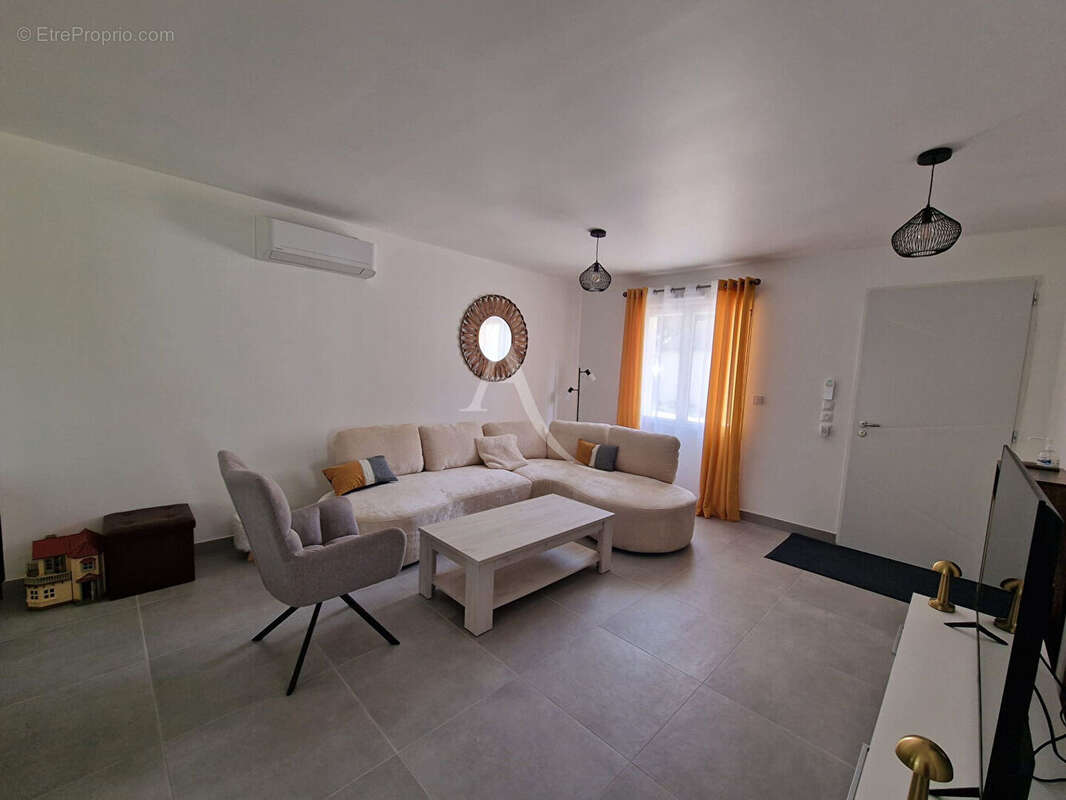 Maison à LA CROIX-EN-TOURAINE