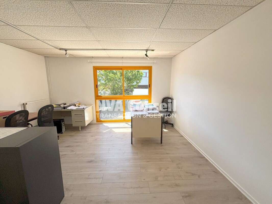 Commerce à SAINT-OUEN-L&#039;AUMONE