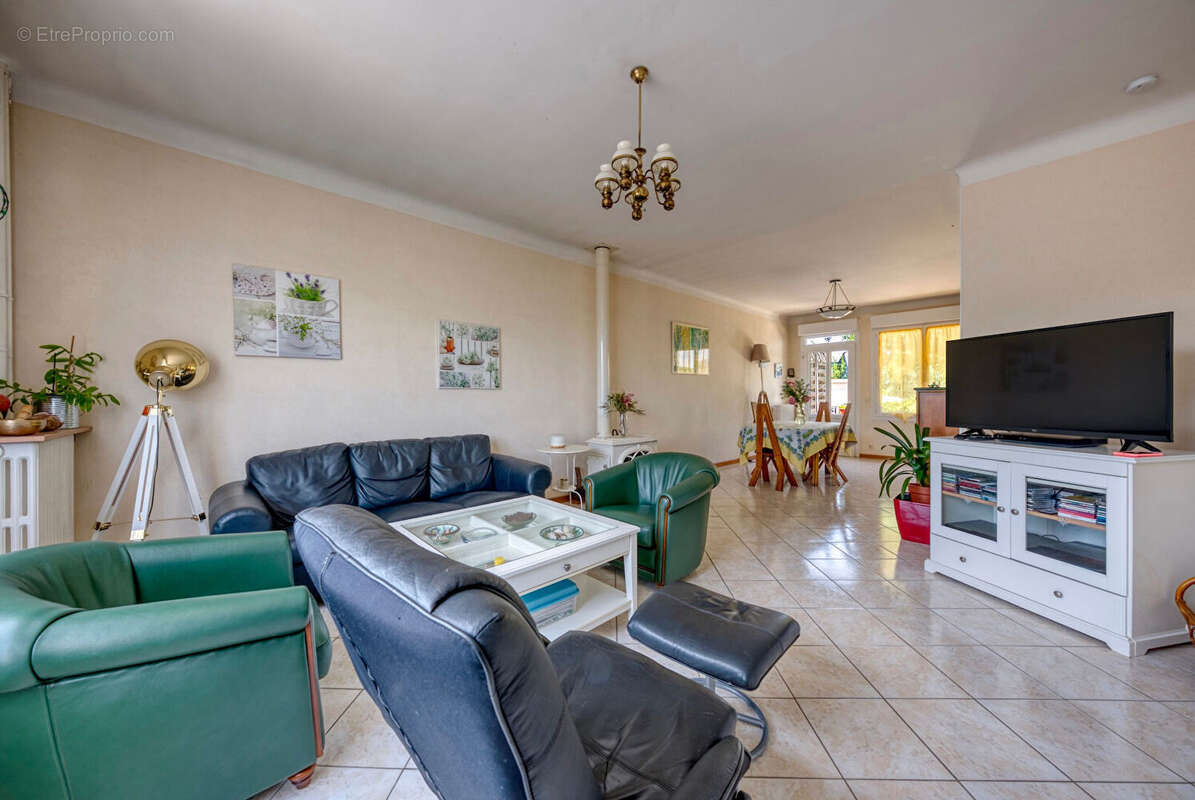 Maison à CHARTRES-DE-BRETAGNE