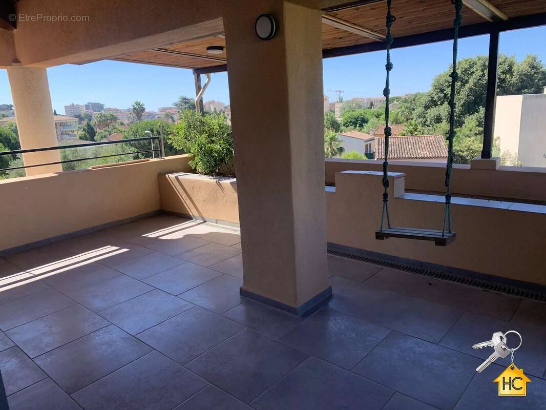 Appartement à CANNES