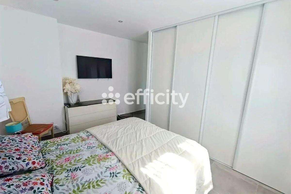 Maison à COLOMBIERS