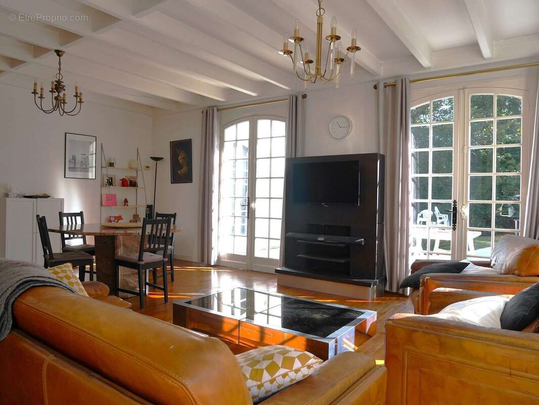  Maison à vendre | Aire sur l&#039;Adour | Salon - Maison à AIRE-SUR-L&#039;ADOUR