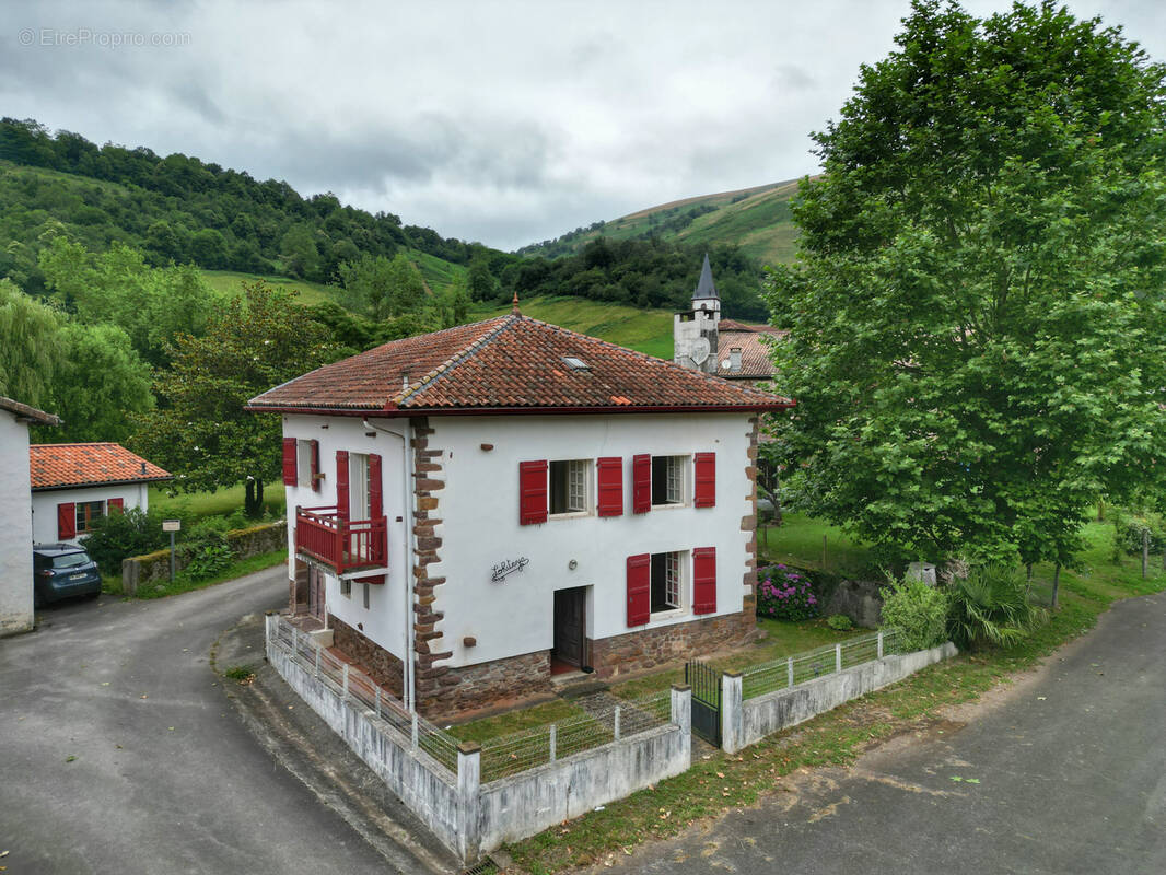 Maison à LARCEVEAU-ARROS-CIBITS