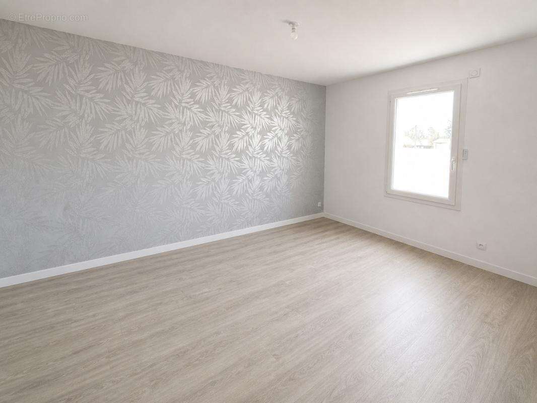 Superbe maison de plain-pied   4 chambres   Prestations mode - photo 8