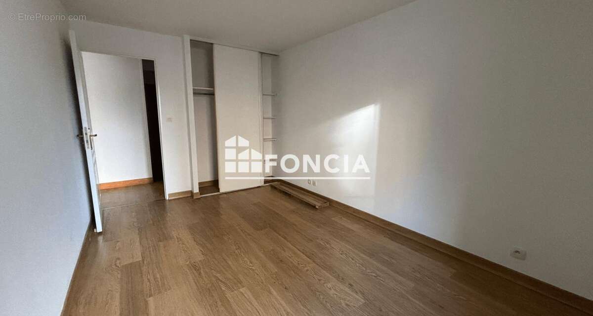Bel et grand appartement T2 - centre ville Pont l'Abbé - photo 6