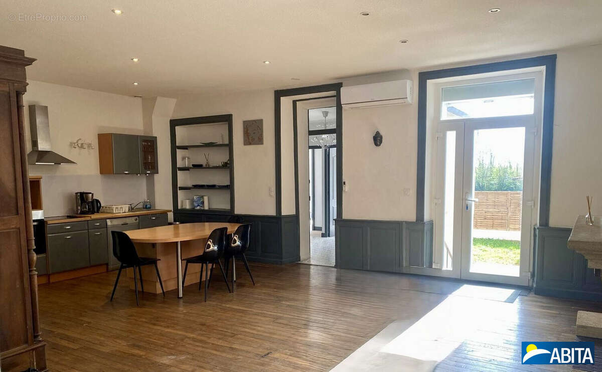 Appartement à CHATEAUNEUF-D&#039;ILLE-ET-VILAINE