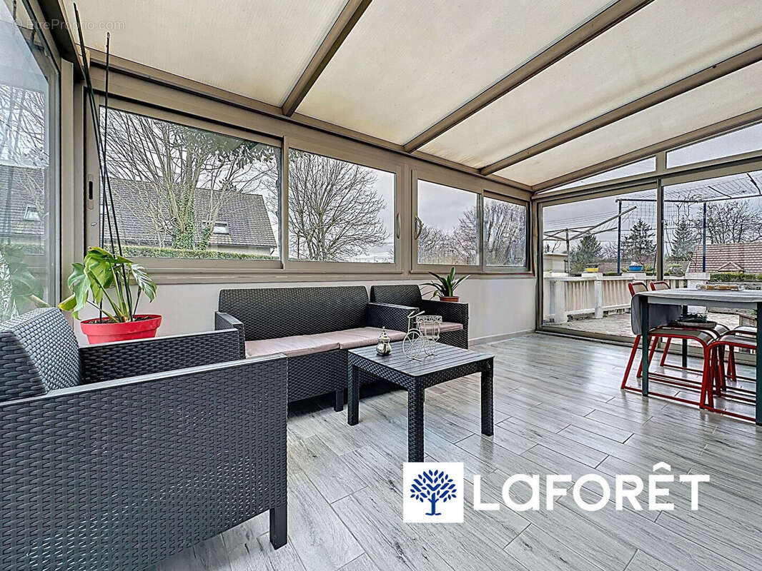 Maison à CHAUCONIN-NEUFMONTIERS