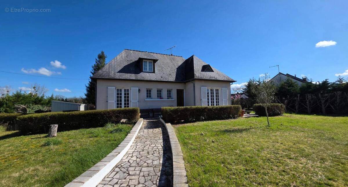 Photo 1 - Maison à BAUGE