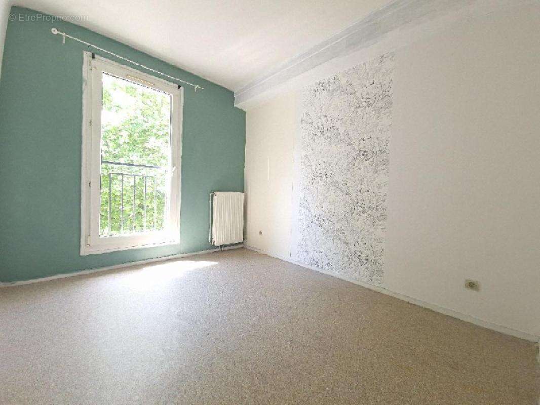 Appartement à SAINT-LEU-D'ESSERENT