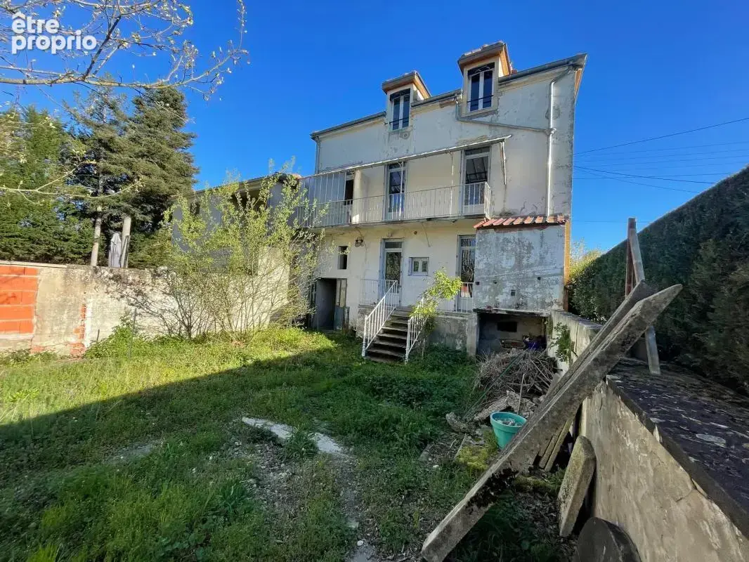 Maison à CHARLIEU